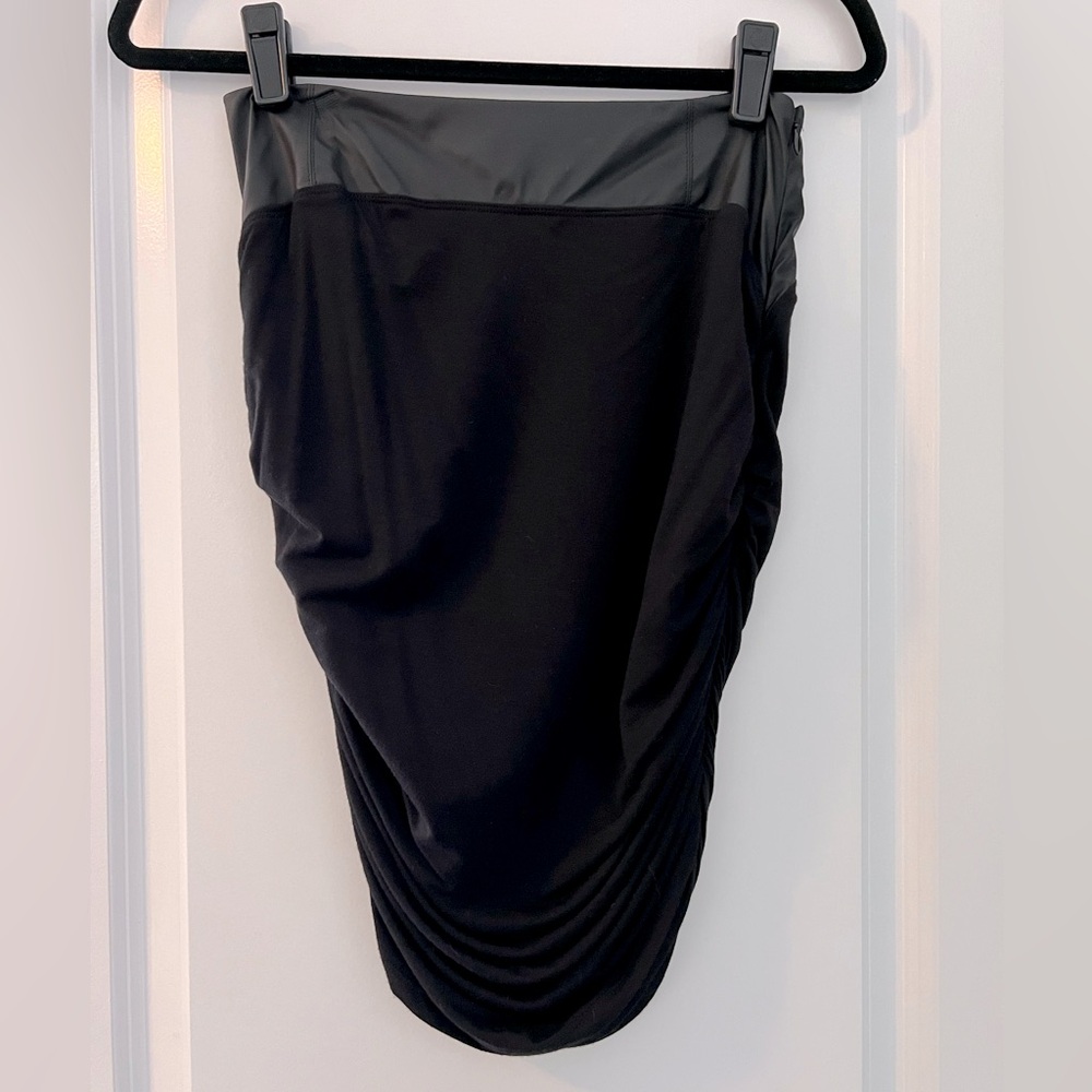 David Lerner Black Pencil Rouched Skirt Sz Medium